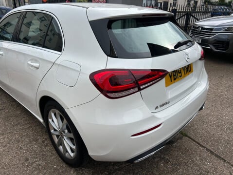 Mercedes-Benz A Class 1.5 A180d Sport 7G-DCT Euro 6 (s/s) 5dr 32
