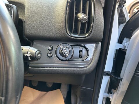 Mini Countryman 1.5 Cooper Classic Euro 6 (s/s) 5dr 21