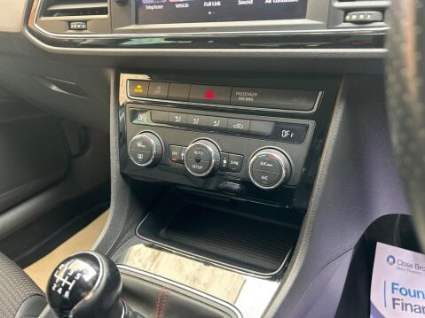 SEAT Leon 1.4 TSI FR Technology Euro 6 (s/s) 5dr 14