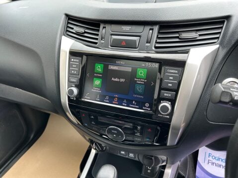 Nissan Navara 2.3 dCi Tekna Auto 4WD Euro 6 4dr 15