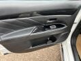 Mitsubishi Outlander 2.0h 12kWh Juro CVT 4WD Euro 6 (s/s) 5dr 17