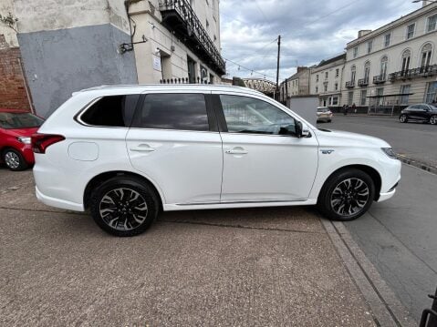 Mitsubishi Outlander 2.0h 12kWh Juro CVT 4WD Euro 6 (s/s) 5dr 44