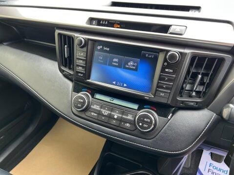 Toyota Rav4 2.0 D-4D Excel Euro 6 (s/s) 5dr (Safety Sense, Nav) 12