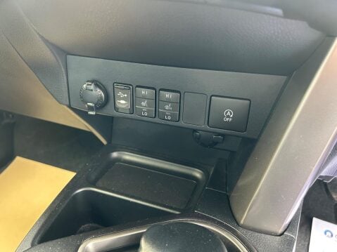 Toyota Rav4 2.0 D-4D Excel Euro 6 (s/s) 5dr (Safety Sense, Nav) 17