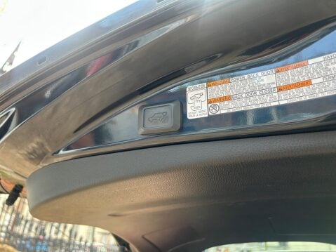 Toyota Rav4 2.0 D-4D Excel Euro 6 (s/s) 5dr (Safety Sense, Nav) 28
