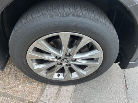 Toyota Rav4 2.0 D-4D Excel Euro 6 (s/s) 5dr (Safety Sense, Nav) 31