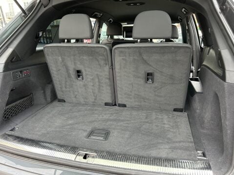 Audi Q7 3.0 TDI V6 50 S line Tiptronic quattro Euro 6 (s/s) 5dr 32