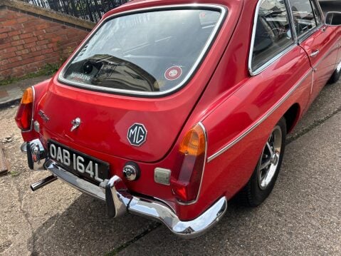 MG MGB GT 1.8 2dr 19