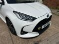 Toyota Yaris 1.5 VVT-h Design E-CVT Euro 6 (s/s) 5dr 33