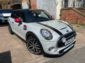 Mini Hatch 2.0 Cooper S Auto Euro 6 (s/s) 3dr 2