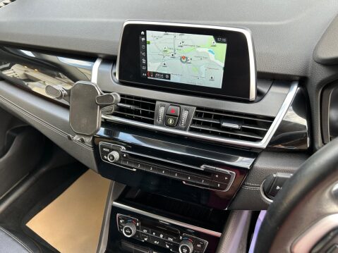 BMW 2 Series 2.0 220d Sport Auto xDrive Euro 6 (s/s) 5dr 10