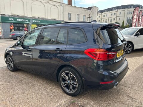 BMW 2 Series 2.0 220d Sport Auto xDrive Euro 6 (s/s) 5dr 36