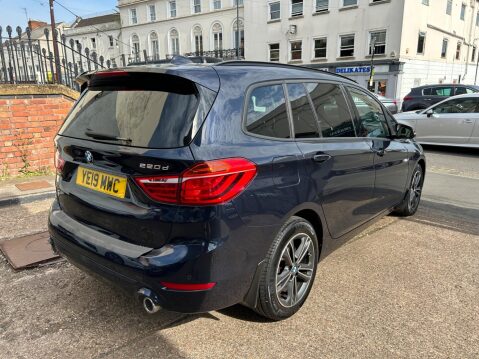 BMW 2 Series 2.0 220d Sport Auto xDrive Euro 6 (s/s) 5dr 39