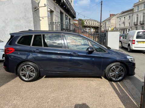 BMW 2 Series 2.0 220d Sport Auto xDrive Euro 6 (s/s) 5dr 41