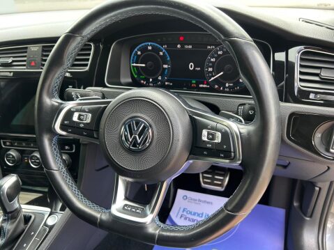 Volkswagen Golf 1.4 TSI 8.7kWh GTE Advance DSG Euro 6 (s/s) 5dr 21
