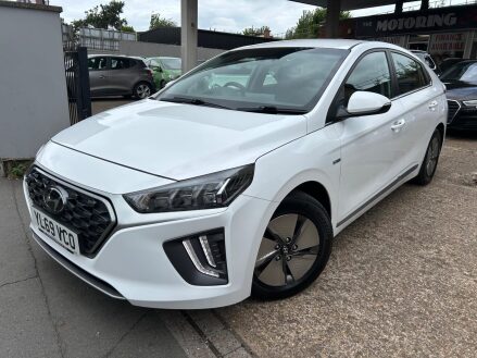 Hyundai IONIQ 1.6 h-GDi Premium DCT Euro 6 (s/s) 5dr