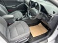 Hyundai IONIQ 1.6 h-GDi Premium DCT Euro 6 (s/s) 5dr 4