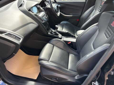 Ford Focus 2.0 TDCi ST-3 Euro 6 (s/s) 5dr 5