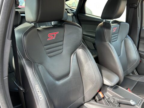 Ford Focus 2.0 TDCi ST-3 Euro 6 (s/s) 5dr 8