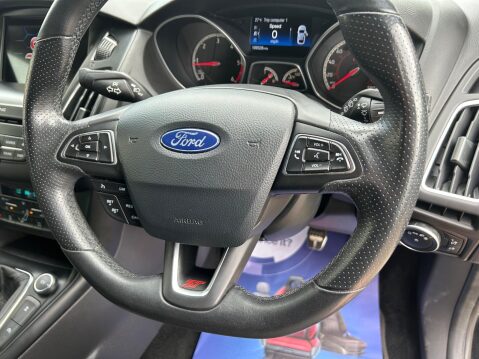 Ford Focus 2.0 TDCi ST-3 Euro 6 (s/s) 5dr 26
