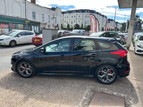Ford Focus 2.0 TDCi ST-3 Euro 6 (s/s) 5dr 35