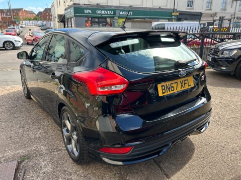 Ford Focus 2.0 TDCi ST-3 Euro 6 (s/s) 5dr 37