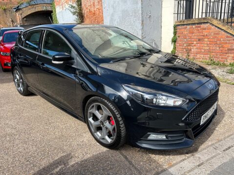 Ford Focus 2.0 TDCi ST-3 Euro 6 (s/s) 5dr 42