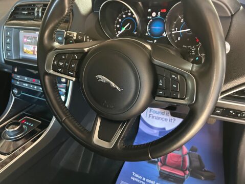 Jaguar XE 2.0d Prestige Auto Euro 6 (s/s) 4dr 17