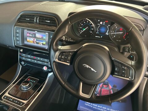 Jaguar XE 2.0d Prestige Auto Euro 6 (s/s) 4dr 8