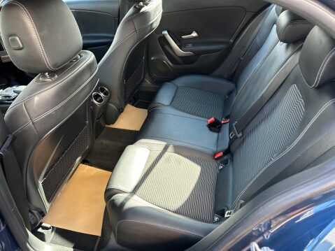 Mercedes-Benz A Class 1.5 A180d Sport (Executive) 7G-DCT Euro 6 (s/s) 5dr 7