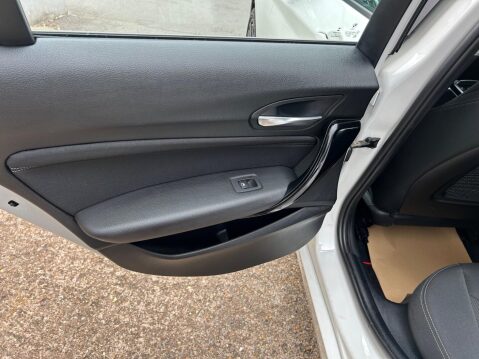 BMW 1 Series 1.5 118i Sport Auto Euro 6 (s/s) 5dr 21
