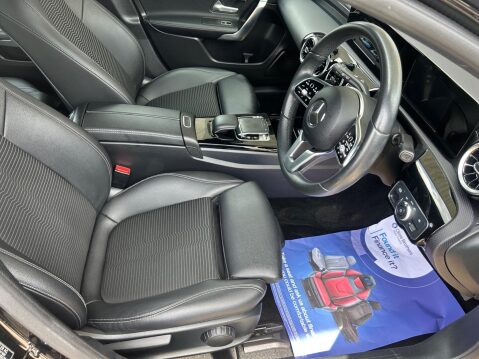 Mercedes-Benz A Class 1.3 A200 Sport 7G-DCT Euro 6 (s/s) 5dr 4