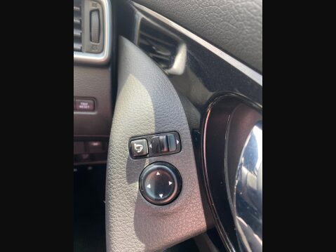 Nissan Qashqai 1.5 dCi Acenta Premium DCT Auto Euro 6 (s/s) 5dr 9
