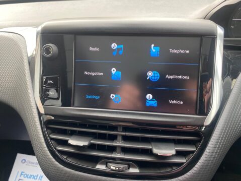 Peugeot 2008 1.2 PureTech Allure Premium EAT Euro 6 (s/s) 5dr 10