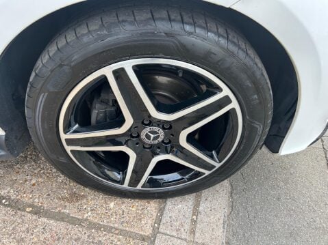 Mercedes-Benz GLE 3.0 GLE350d V6 AMG Line (Premium) G-Tronic 4MATIC Euro 6 (s/s) 5dr 40