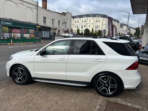 Mercedes-Benz GLE 3.0 GLE350d V6 AMG Line (Premium) G-Tronic 4MATIC Euro 6 (s/s) 5dr 52
