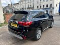 Mitsubishi Outlander 2.4h TwinMotor 13.8kWh Exceed CVT 4WD Euro 6 (s/s) 5dr 49