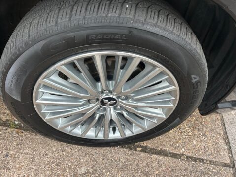 Mitsubishi Outlander 2.4h TwinMotor 13.8kWh Exceed CVT 4WD Euro 6 (s/s) 5dr 33