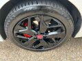 DS DS 4 1.6 E-TENSE 12.4kWh Performance Line + EAT8 Euro 6 (s/s) 5dr 31