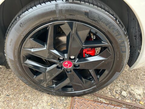 DS DS 4 1.6 E-TENSE 12.4kWh Performance Line + EAT8 Euro 6 (s/s) 5dr 32