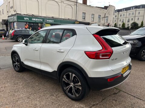 Volvo XC40 1.5 T3 Inscription Pro Auto Euro 6 (s/s) 5dr 41