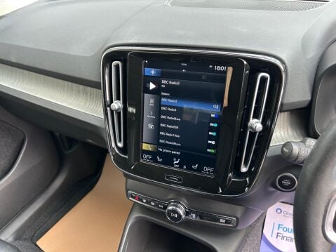 Volvo XC40 1.5 T3 Inscription Pro Auto Euro 6 (s/s) 5dr 18