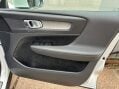 Volvo XC40 1.5 T3 Inscription Pro Auto Euro 6 (s/s) 5dr 28