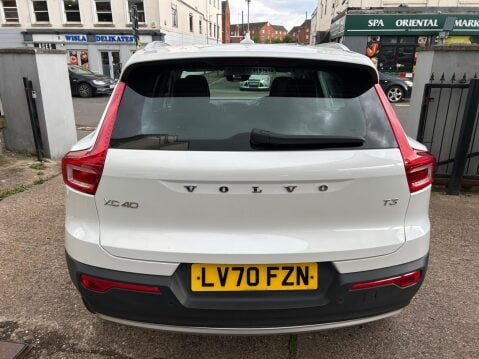 Volvo XC40 1.5 T3 Inscription Pro Auto Euro 6 (s/s) 5dr 43