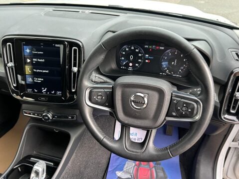 Volvo XC40 1.5 T3 Inscription Pro Auto Euro 6 (s/s) 5dr 8