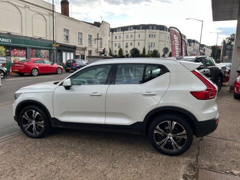 Volvo XC40 1.5 T3 Inscription Pro Auto Euro 6 (s/s) 5dr 40