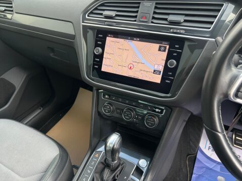 Volkswagen Tiguan 1.5 TSI EVO R-Line DSG Euro 6 (s/s) 5dr 30