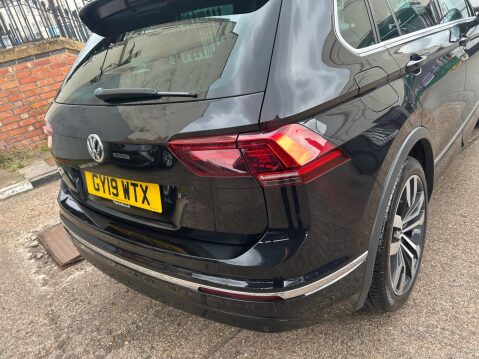 Volkswagen Tiguan 1.5 TSI EVO R-Line DSG Euro 6 (s/s) 5dr 44