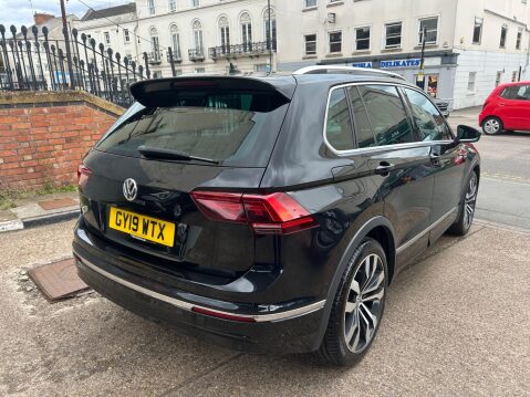 Volkswagen Tiguan 1.5 TSI EVO R-Line DSG Euro 6 (s/s) 5dr 56