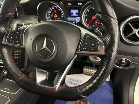 Mercedes-Benz GLA 1.6 GLA200 AMG Line (Executive) 7G-DCT Euro 6 (s/s) 5dr 28